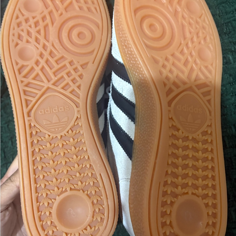 adidas Spezial White Suede Sneakers with Black Stripes - Picture 5 of 6